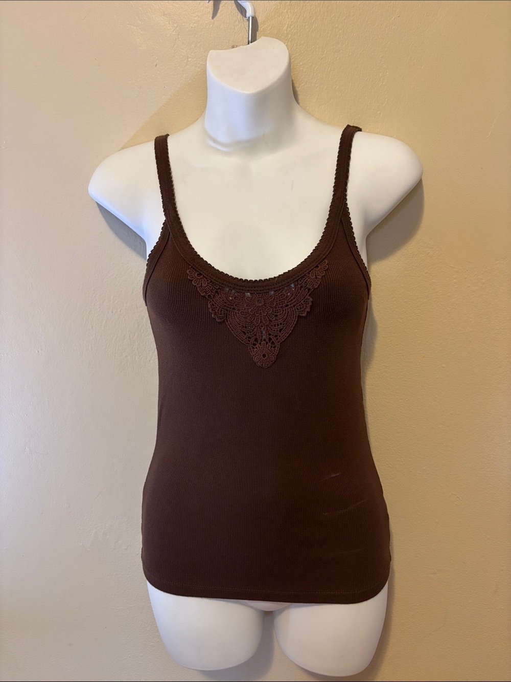 Old Navy Brown Ribbed Lace-Trim Camisole - Women